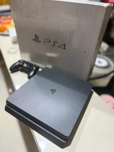 PS4 - Slim - 1 TB