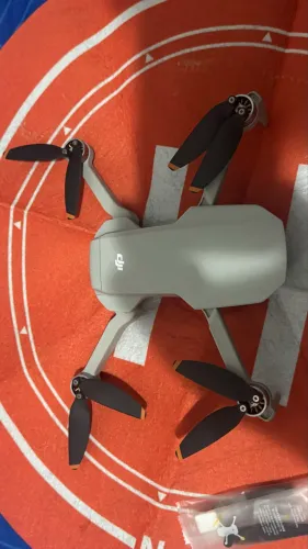Drone mini 4k novíssimo pouco usado 