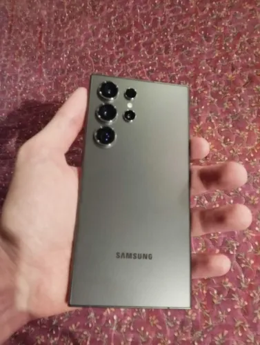 Galaxy S24 Ultra 256GB (seminovo, 2 meses de uso)