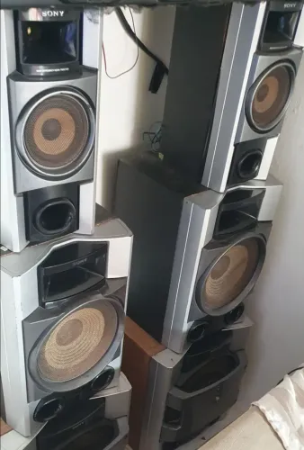 Caixas de som sony e subwoofer