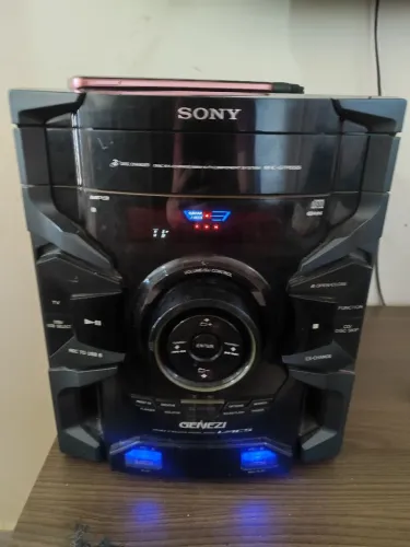 Som Sony