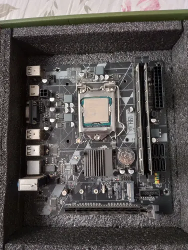 Kit Xeon 1230v2 + 16gb ddr3 + R7 360 2gb + H61