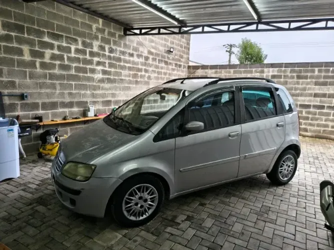 Fiat Idea HLX 1.8 MPI Flex 8V 5P 2006