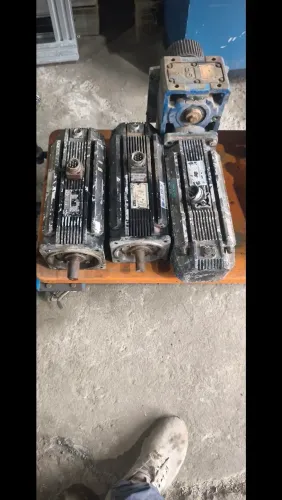 Servo motor parker