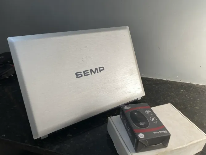 Notebook semp / novíssimo 