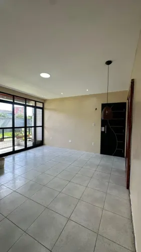 Vendo excelente apartamento TÉRREO de 2 quartos no cond. Palmeiras da Amazônia - Planalto