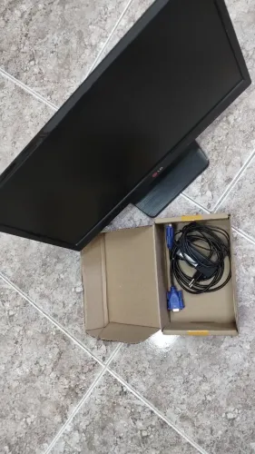 Monitor LG 16 polegadas