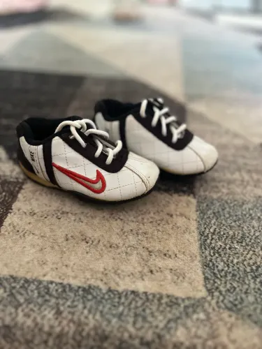 Chuteira Nike infantil