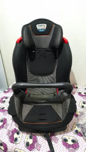 Cadeira para Auto Burigotto Matrix Evolution K (0 a 25kg) Muito Conservada!