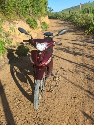 Vendo moto Crypton 115E toda revisada funcionado perfeitamente 