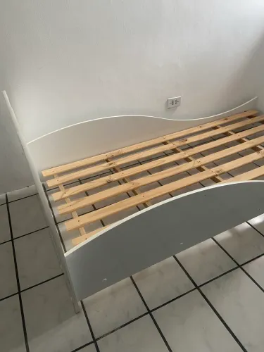 Cama solteiro