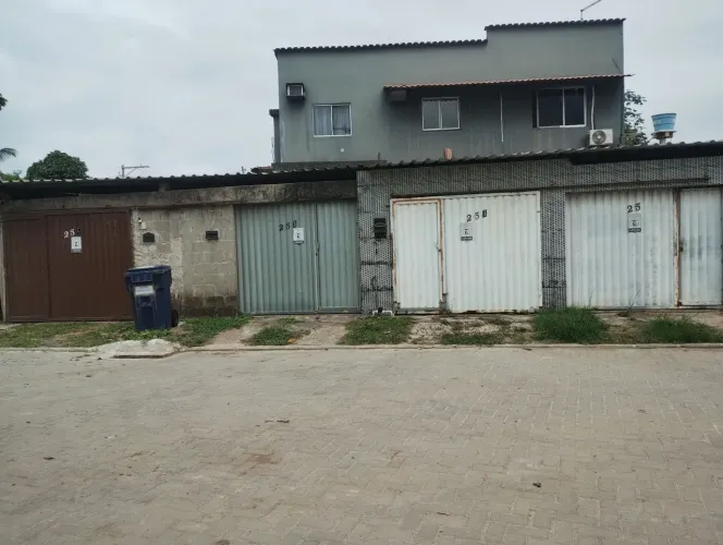 Alugo apartamento R$ 800 reais água incluso
