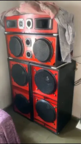 Som so o filé tudo funcionando ou faço jogo ne uma moto bacana ou venda 6500