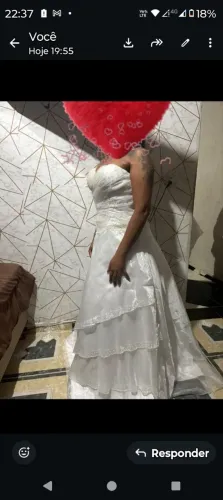 Vestido de noiva tomara que caía usado . Vem com saiote, bolero e calda 