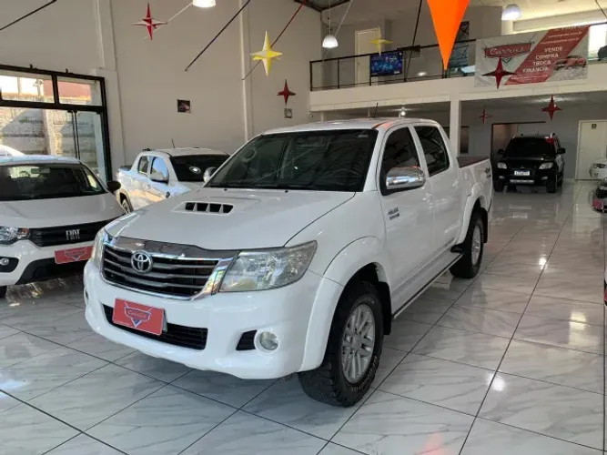 Toyota Hilux CD SRV D4-d 4X4 3.0 TDI Diesel AUT 2013