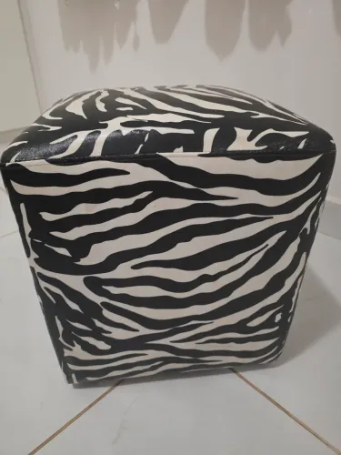 Puff Quadrado Estampado Zebra - Preto e Branco