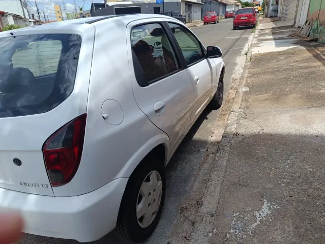 Chevrolet Celta Spirit/ LT 1.0 MPFI 8V Flexp. 5P 2015