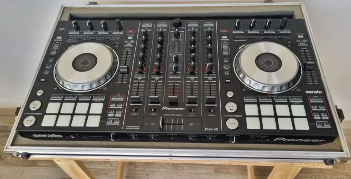 Controladora pioneer ddj SX + Case