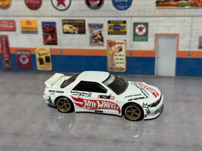 Nissan Skyline GT-R R32 Pandem Hot Wheels