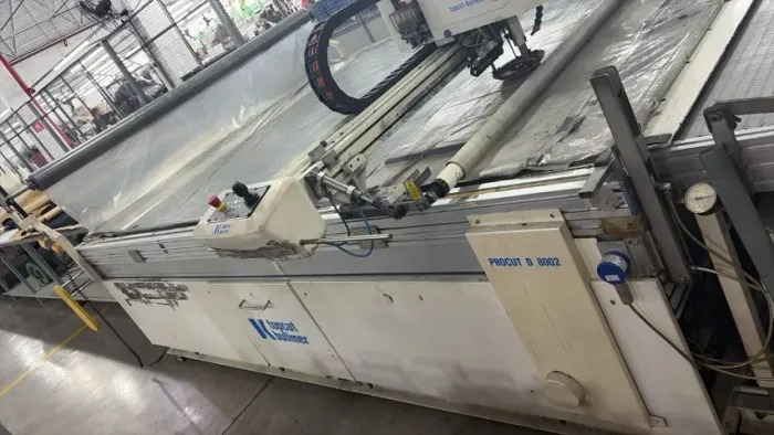 Máquina de corte de tecido automática