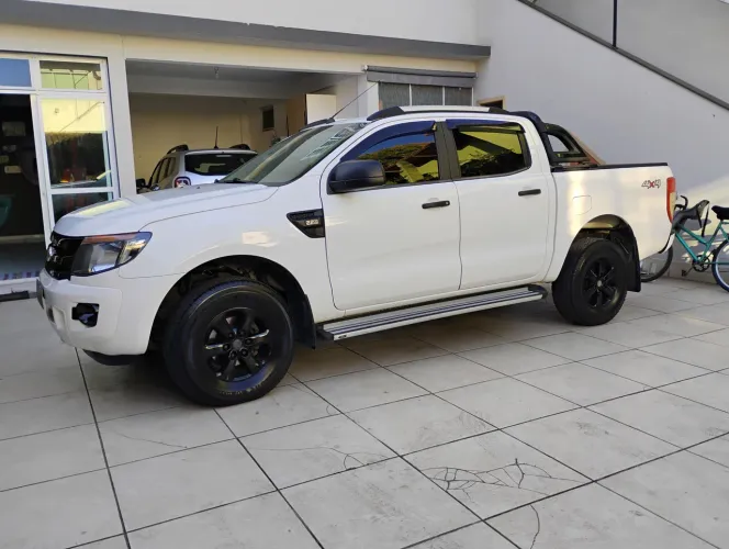 Ford Ranger XL 2.2 4X4 CD Diesel Mec. 2015