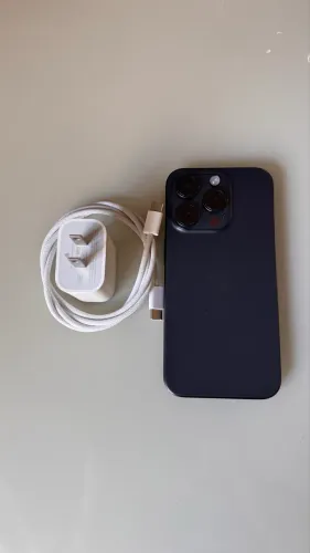 iPhone 15 Pro 256GB Azul Titânio Versão EUA (eSIM)