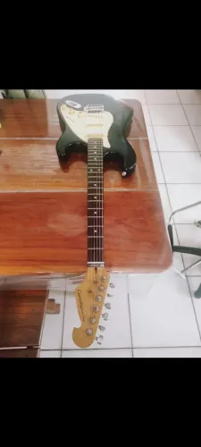 Guitarra Giannini das antigas Sonic toda ok