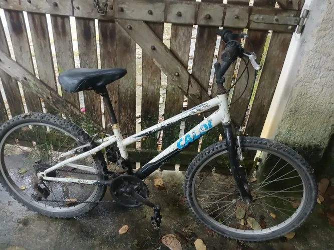 Vende-se Uma Bicicleta 