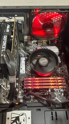 PC GAMER E EDIÇÃO