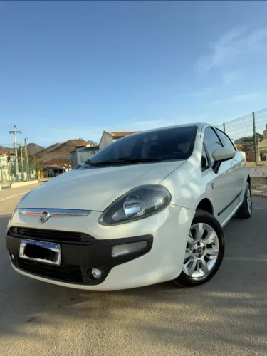 Fiat Punto Attractive Italia 1.4 F.flex 8V 5P 2015