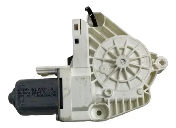 Motor Máquina Vidro Traseiro Direito Audi Q3 2017