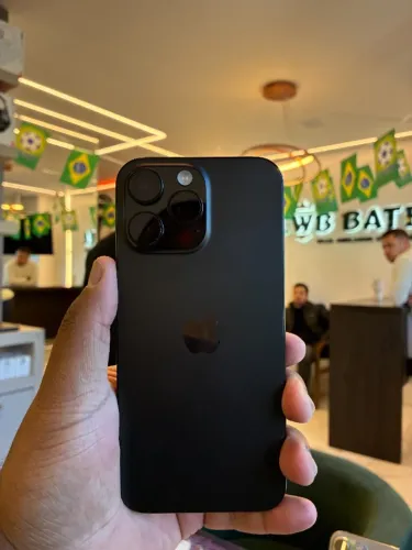 iPhone 16 Pro Max Preto 90% 256GB - Loja Fisica