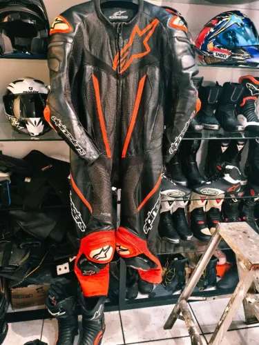 Macacão alpinestars 52 fusion zeradoooo