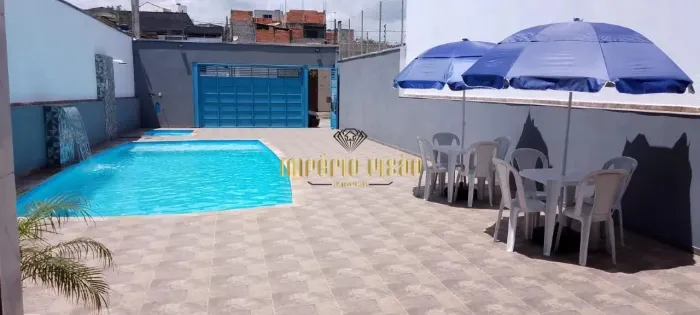 Casa Comercial com Piscina a venda no Bairro Parque Recanto Monica Itaquaquecetuba -SP