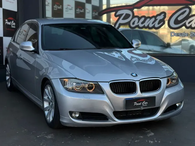 BMW 320I A 2011