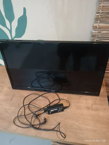 Tv LG 32" com defeito