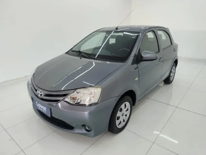 Toyota Etios X 1.3 Flex 16V 5P Mec. 2015