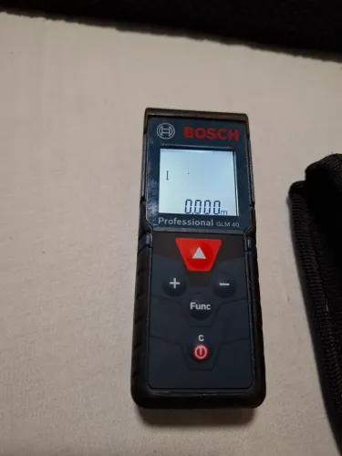 Trena Digital Bosch GLM 40 - Precisão e praticidade!
