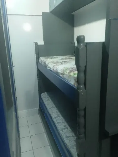 aluga-se kitinete para solteiros no bairro alto boqueirão em Curitiba.
