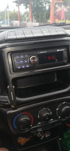 Radio automotivo Hurricane