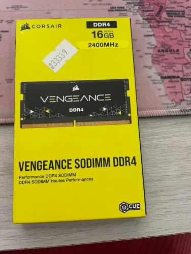 Memória RAM Corsair Vengeance DDR4 SODIMM 8GB 2400MHz para notebook.