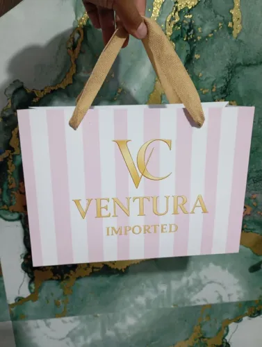 Sacolas personalizadas design lindo para sua loja