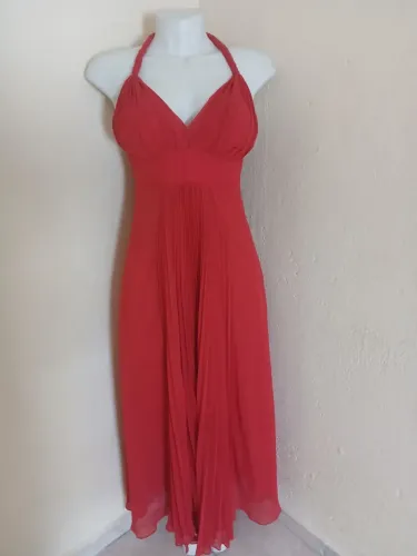 Roupas para formatura casamento festas em geral