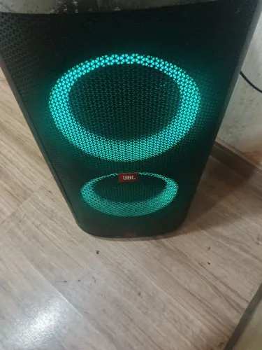 JBL Pary box original 300 usada