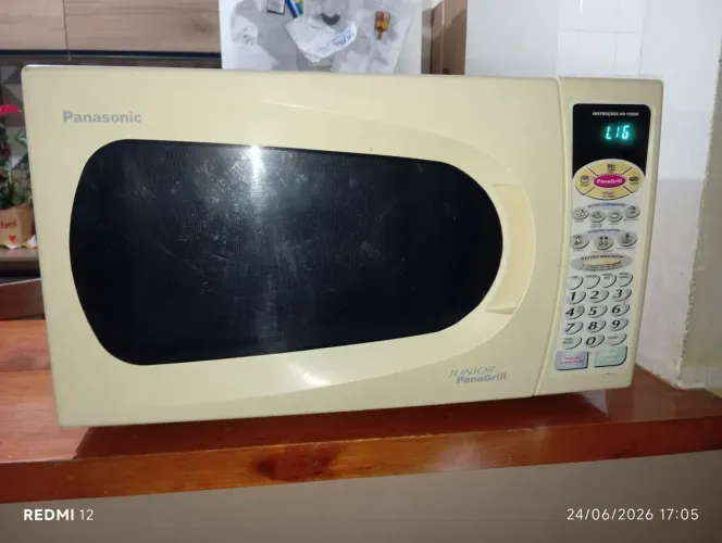Micro ondas Panasonic 28lts 