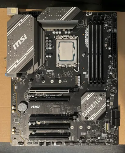 i7 12700k e Placa Mae MSI b760 Gaming Wifi