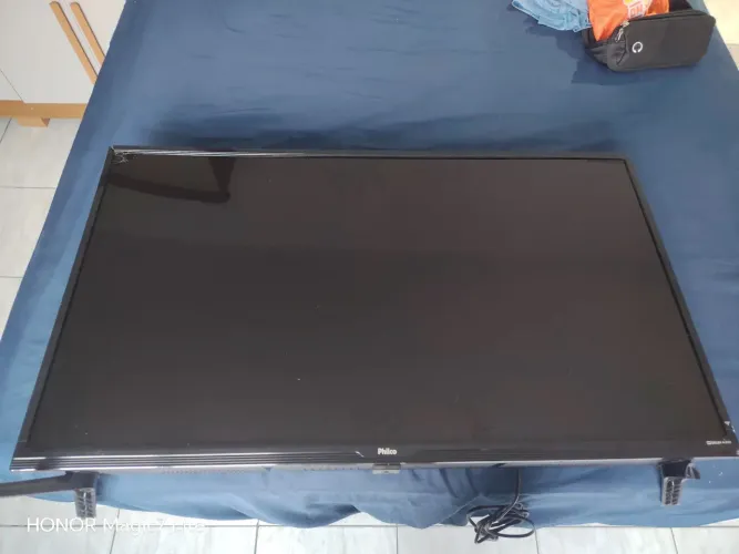 TV Philco 40 Smart (PTV39G50S) - PARA RETIRADA DE PEÇAS / CONSERTO