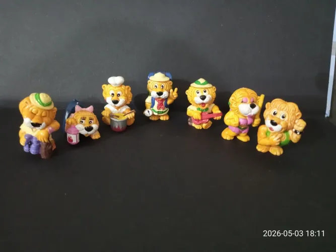 Leão Kinder Ovo