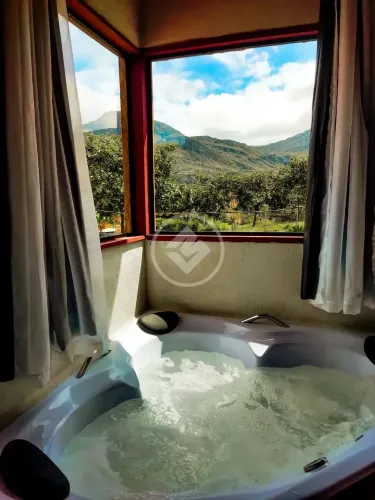 Casa + Chalé na Maravilhosa Lapinha da Serra   Conforto, charme e lazer em meio à natureza