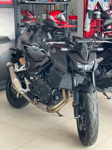 Honda CB750 Hornet Zero KM